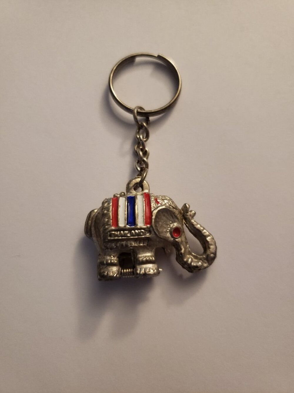 Vintage Souvenir Elephant Keychain Thailand Bangkok Opens Locket Pillbox Keyring